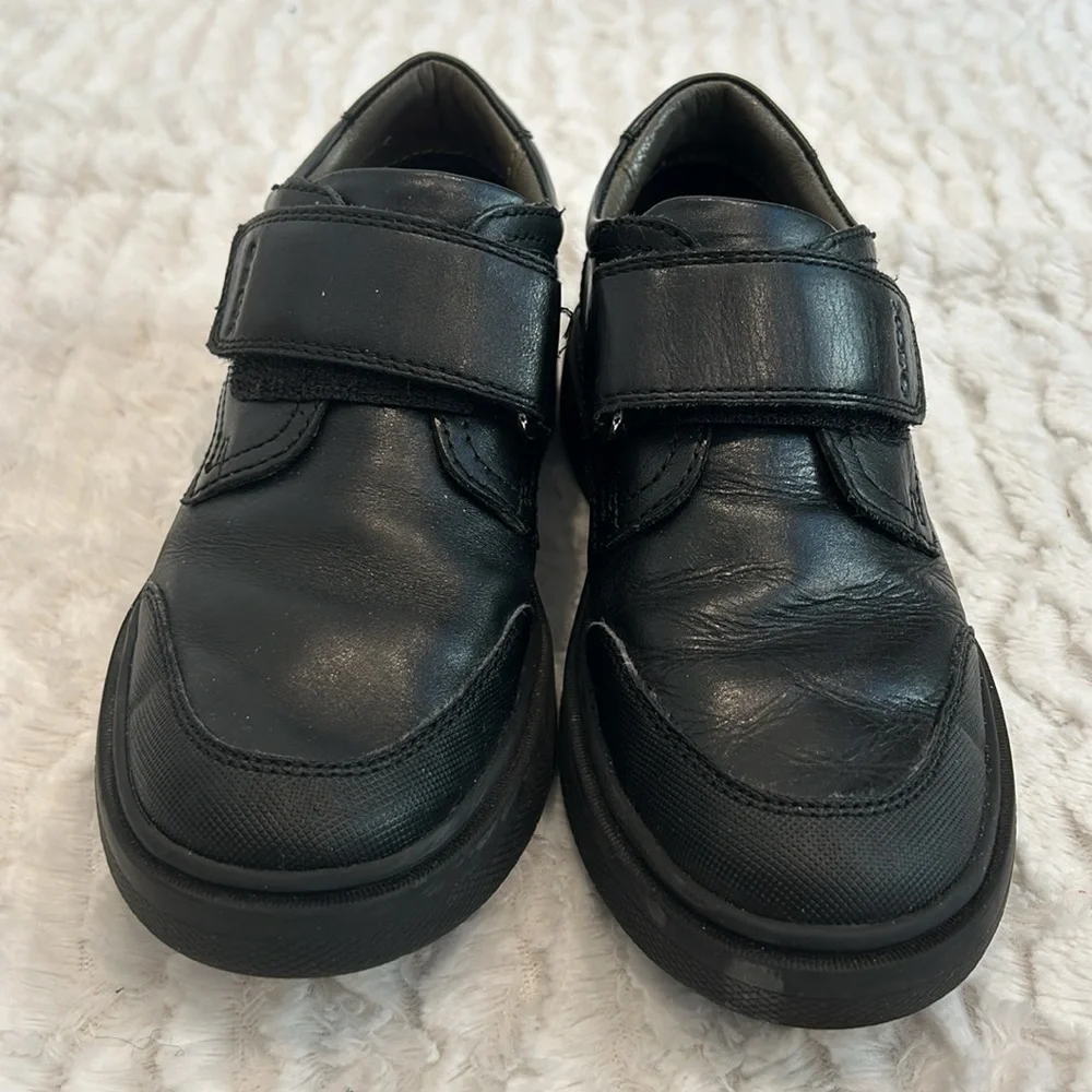 Geox Kids Italian leather black strap closure shoes Jr Riddock Little Kid 31